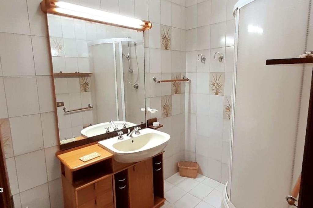 Appartamento *Piazza Italia* Vicino Autostrada*Roma 40 Min.* Orte Esterno foto